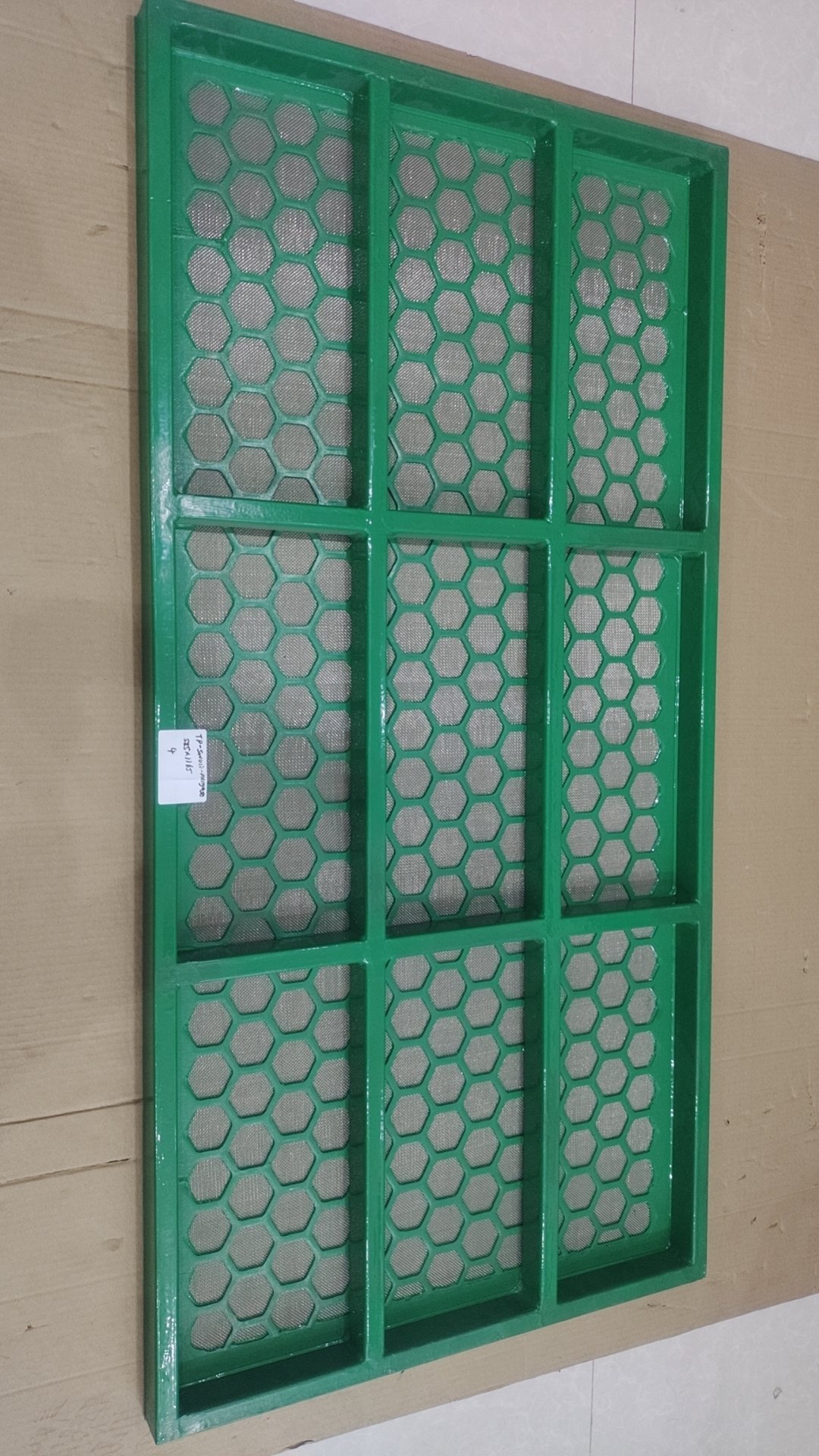 Pyramid Screen vs Flat Shaker Screen: Drilling Cost & Service Life Comparison